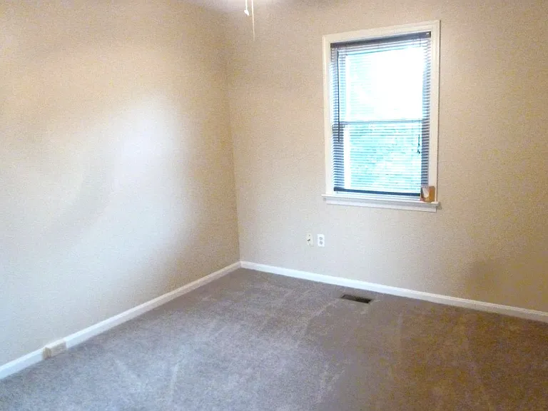 704 Allenview Dr — Photo 10