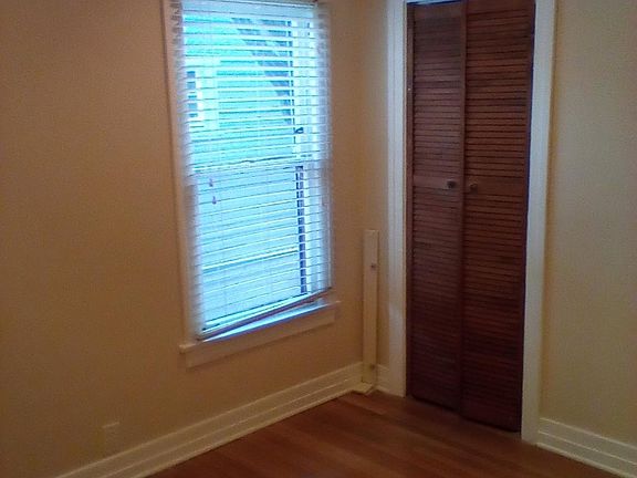 5th image of 4144 La Salle Ave