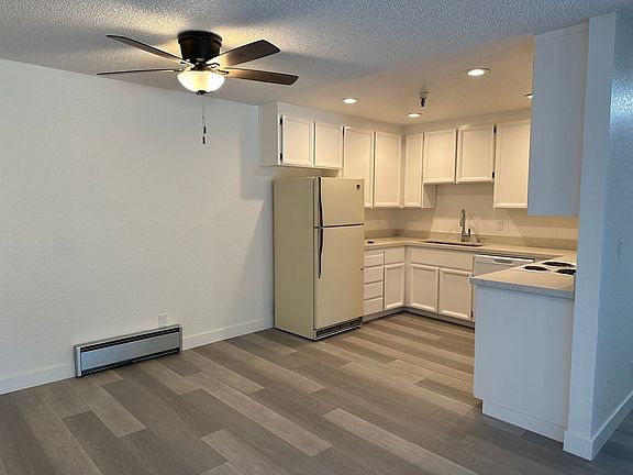 5th image of 375 Clifford Ave APT 110