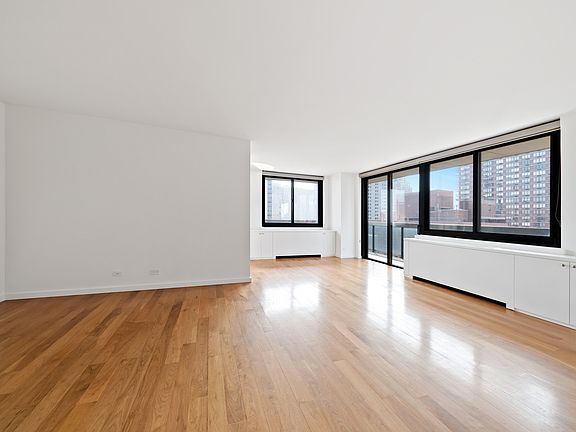 3rd image of 515 E 72nd St APT 20G