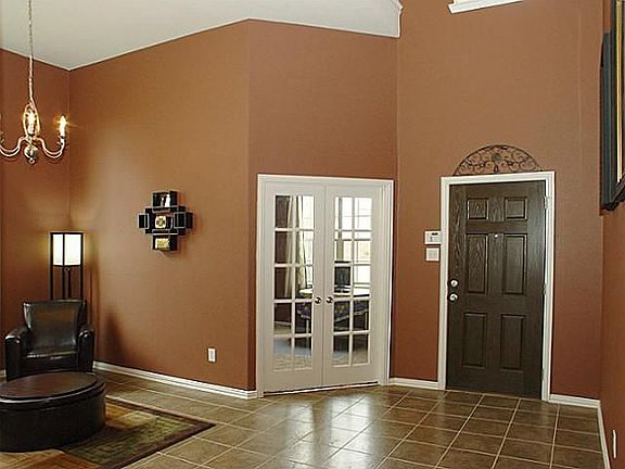 4th image of 2620 Tradewinds Dr