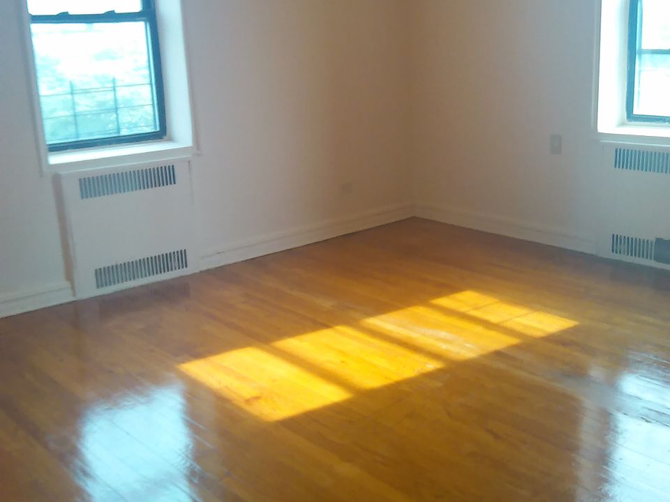 2nd image of 8406 Liberty Ave APT 2
