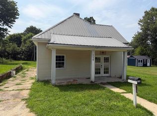 116 W Grissom Ave, Mitchell, IN 47446