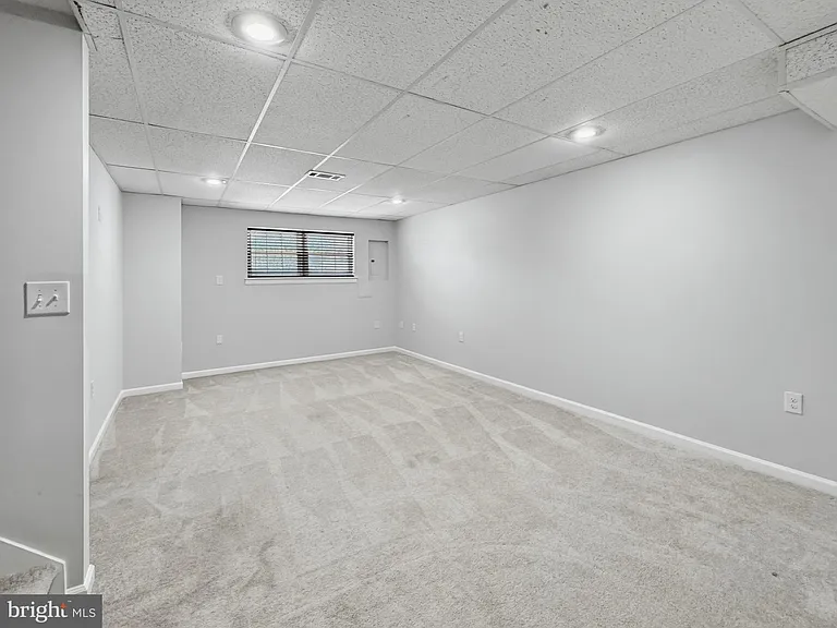 1107 Oak View Dr — Photo 27