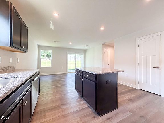 4th image of 8680 Kenridge Ln
