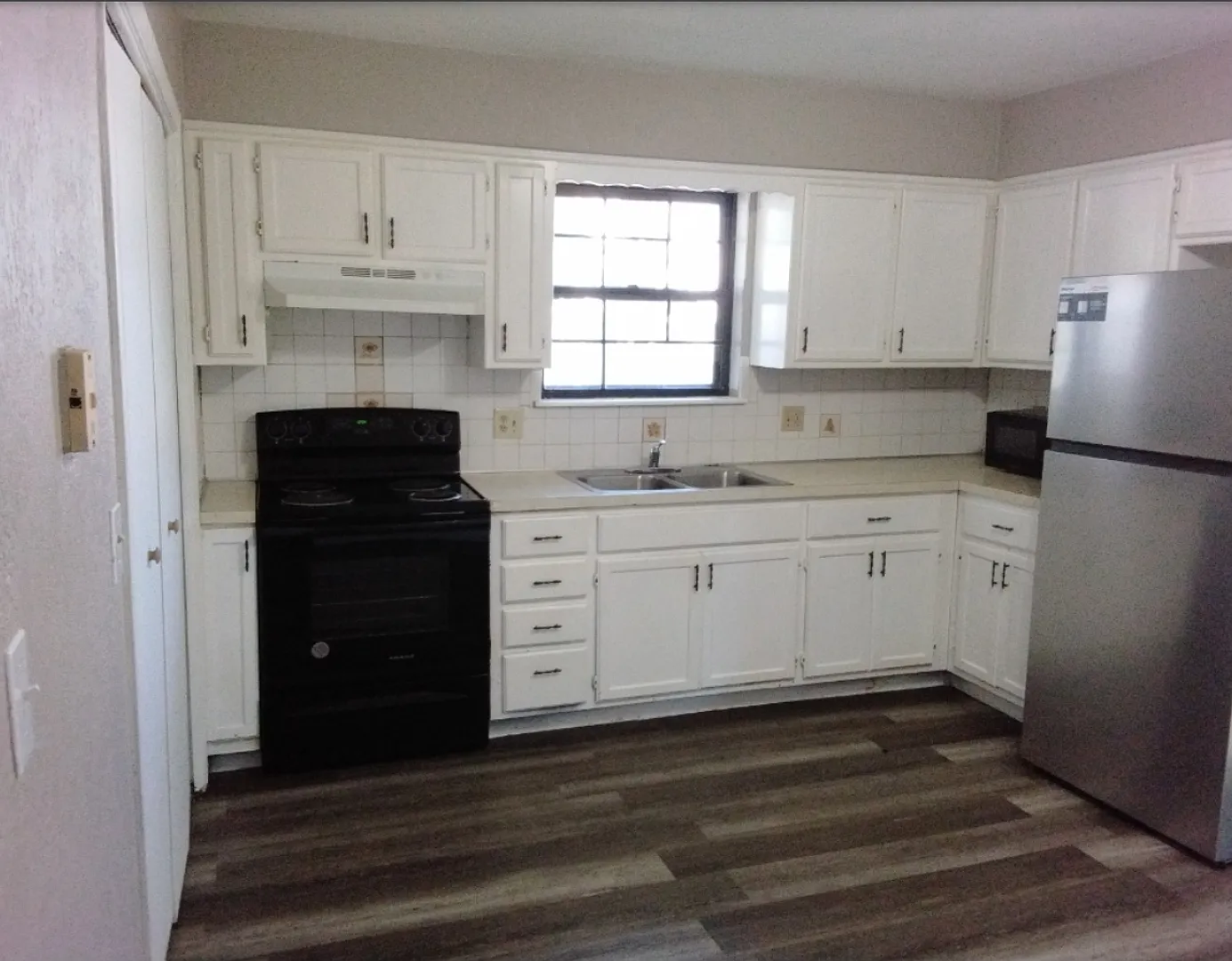 303-309_Mulberry St — Photo 3