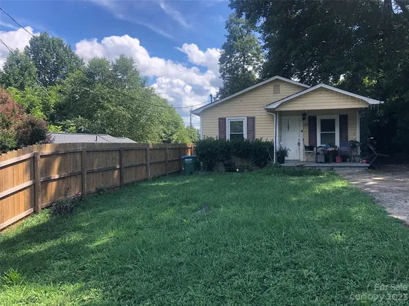 104 E Boston Ave, Bessemer City, NC 28016
