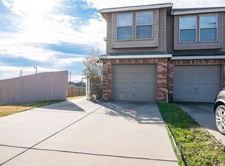 12828 Seaside Dr, Euless, TX 76040