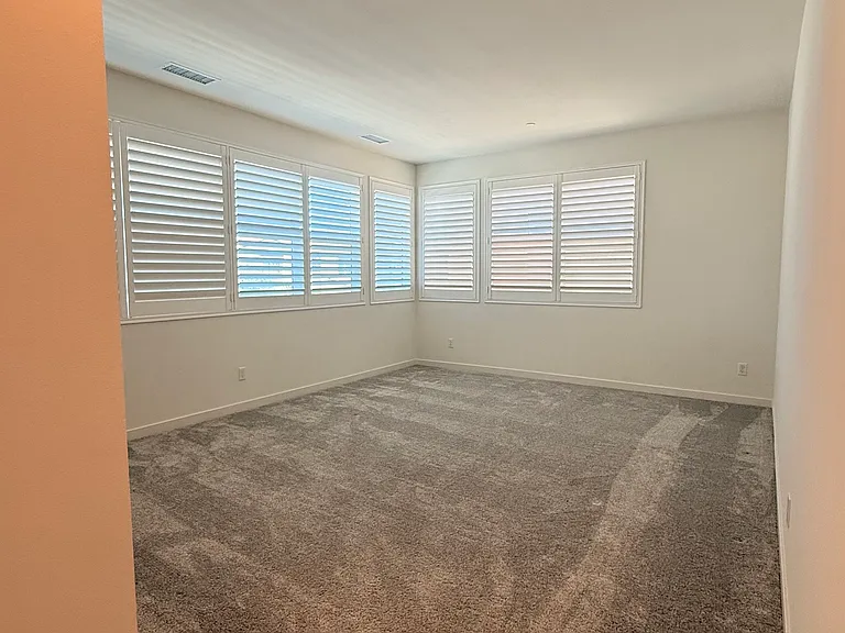 2622 E Scarlett Ln — Photo 34