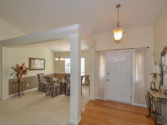 5th image of 1125 Evergreen Oak Way