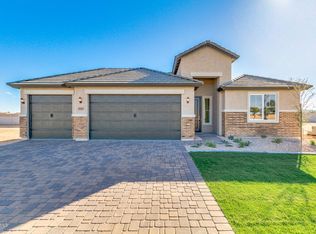 2225 W Olivia Dr, San Tan Valley, AZ 85142