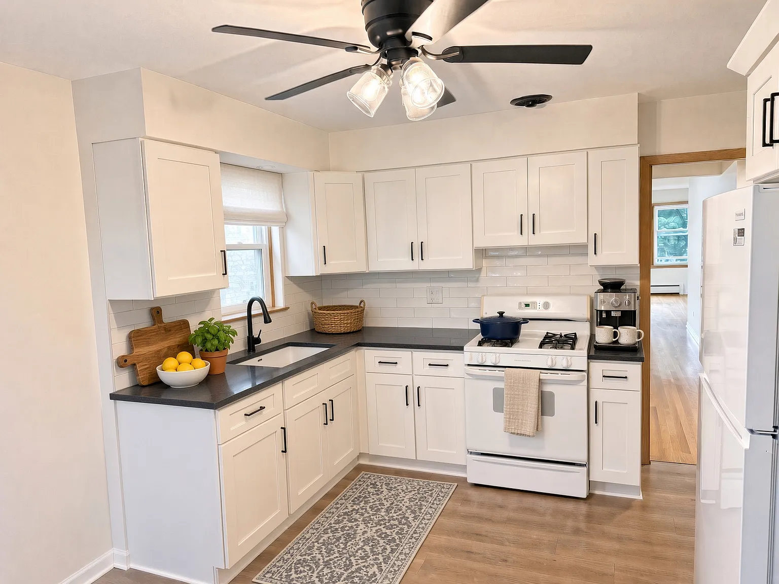 2 bed, 1200 sqft, $1,950 — Photo 4