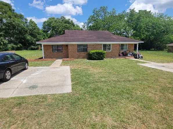 107 Maple Dr #A, Statesboro, GA 30461