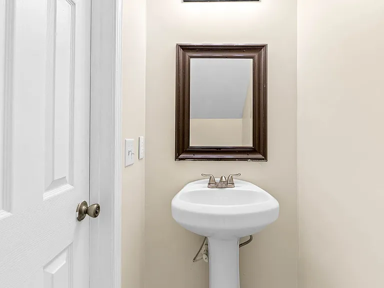 5403 Peachwood Dr — Photo 12