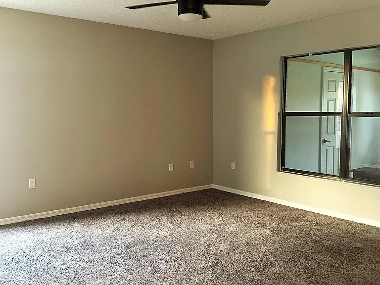 1227 Beth Ln — Photo 5