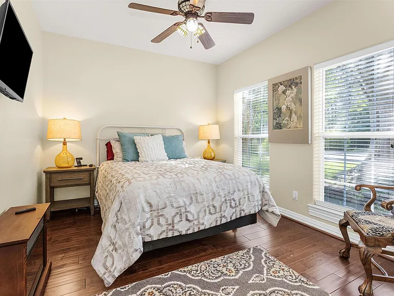 1502 Wimbledon Dr — Photo 7