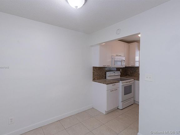 4th image of 2435 Van Buren St APT 4A