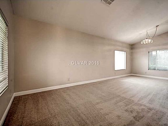 5th image of 1720 Sebring Hills Dr