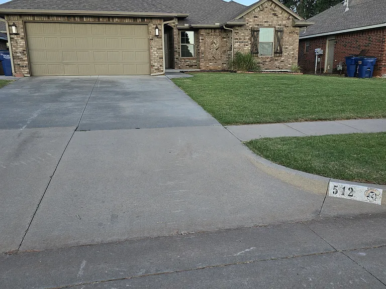512 S Castle Ridge Ln — Photo 15