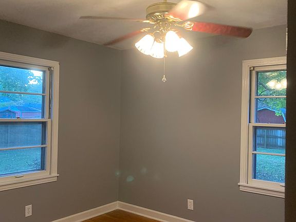 5th image of 916 Meadow Ln