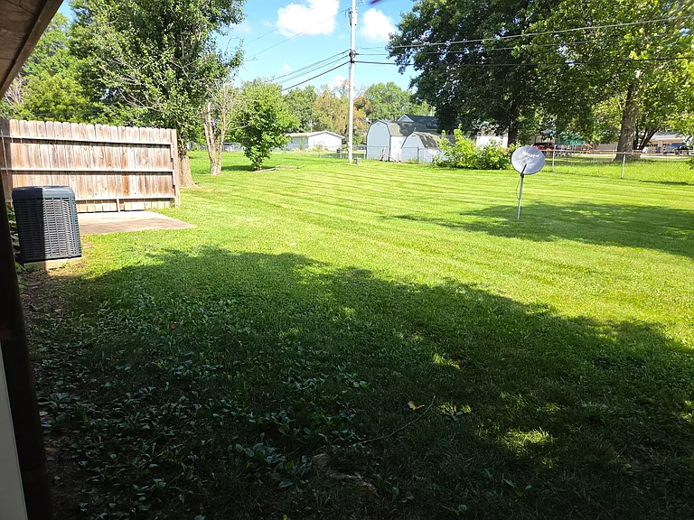 3617-3619 Greeley Dr — Photo 16