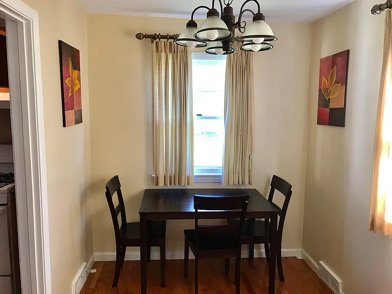 163 Shelbourne Rd — Photo 5
