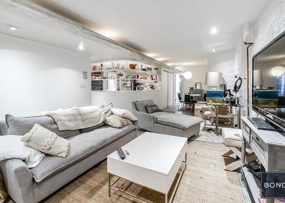 1st image of 23 King St APT 1