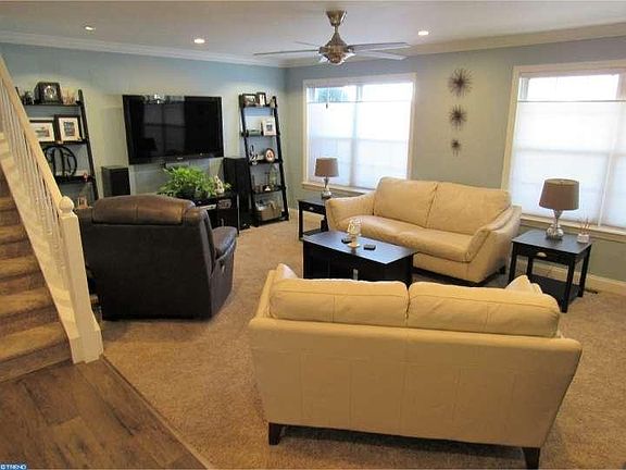 5th image of 300 Jenville Ct