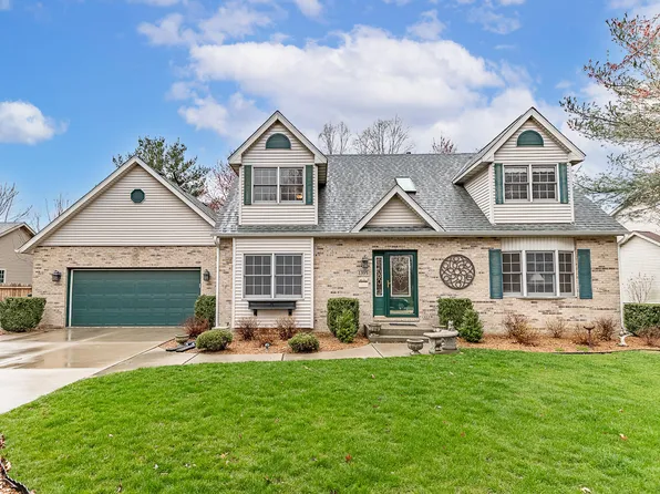 1395 Port Cove Dr, Porter, IN 46304