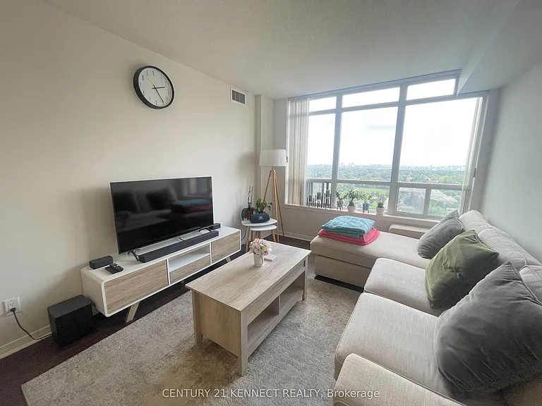 8 Hillcrest Ave #1810 — Photo 2