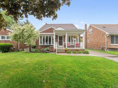 8148 Buckingham Ave, Allen Park, MI, 48101