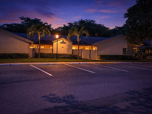 2nd image of 4839 NW 22nd Street