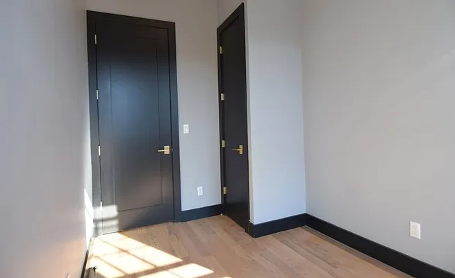 Rented by Hagstrom Management Inc | media 17