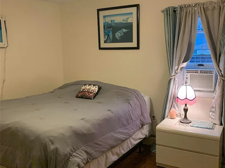 Guest Bedroom 4