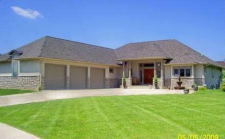 2nd image of 1704 Tuscarora Dr