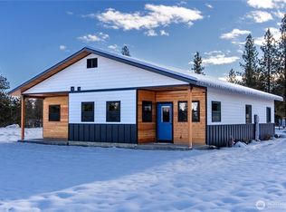 7 Round Rock Ln, Winthrop, WA 98862