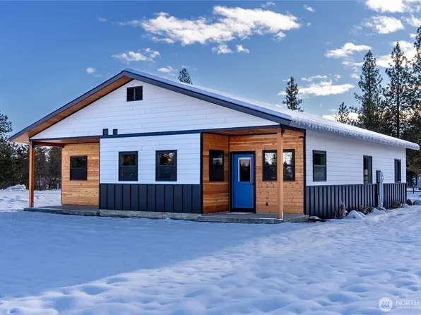 7 Round Rock Lane, Winthrop, WA 98862