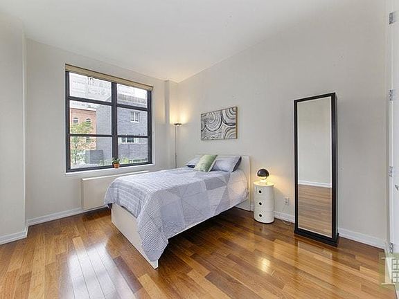 5th image of 80 Metropolitan Ave #2J