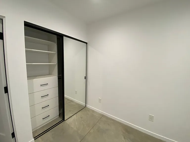 2041 Cloverfield Blvd — Photo 5