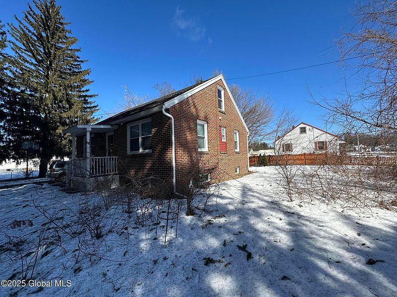 2nd image of 3269 Maryvale Drive