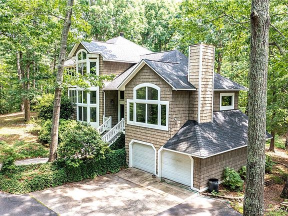 4th image of 4604 Chesdin Woods Dr