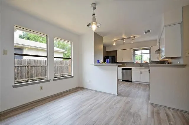 12921 Covington Trl — Photo 8