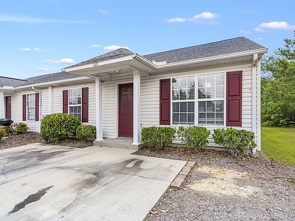 3rd image of 625 Belle Ct