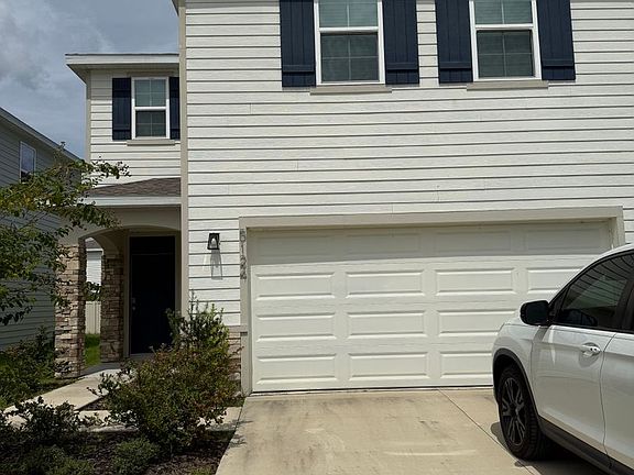 2nd image of 5124 SW 48th Ln