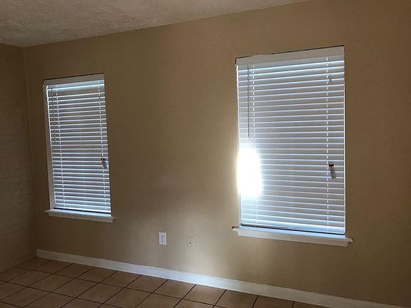 5th image of 1210 Wafer St APT 1