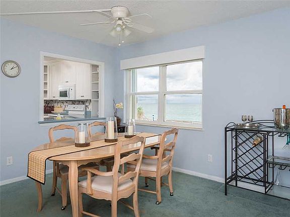 5th image of 4049 Ocean Dr
