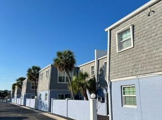 390 W Cocoa Beach Cswy APT 26, Cocoa Beach, FL 32931