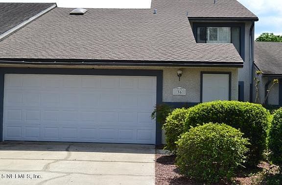 5th image of 36 Fox Valley Dr