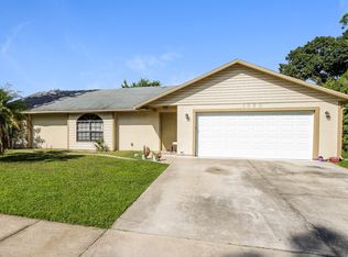 1030 Hermosa Dr, Rockledge, FL 32955