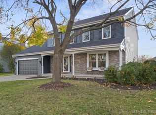 602 Highbury Ln, Geneva, IL 60134